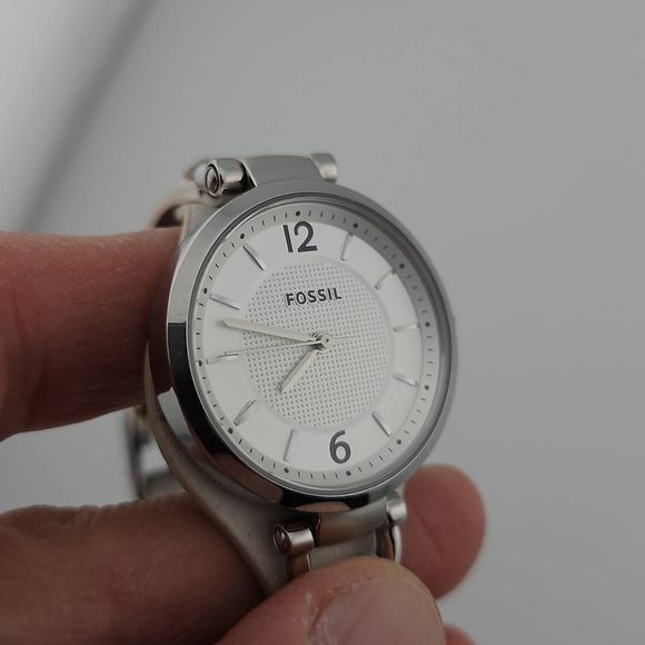 Fossil Georgia White Dial White Leather Ladies Watch New Battery - Picture 3 of 8